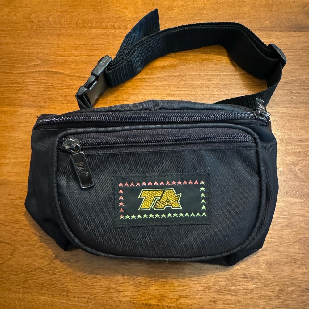 TA Black Belt Bag with Adjustable Strap and Logo Patch Vintage 80’s